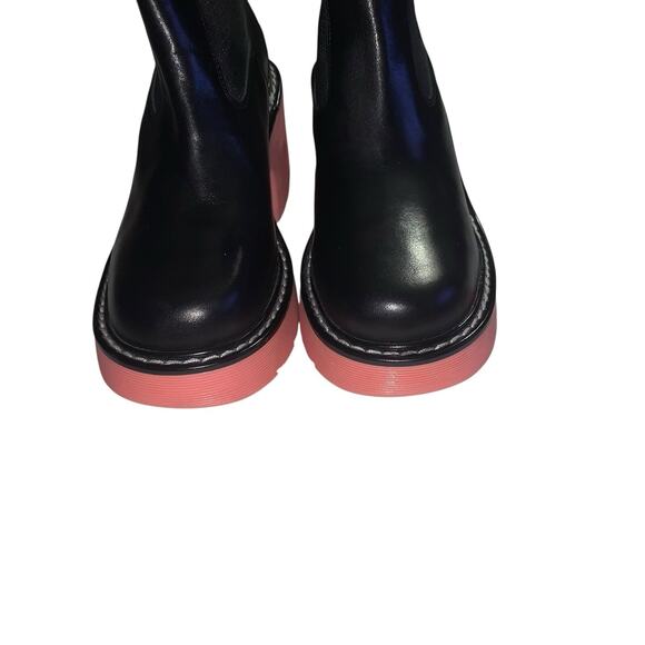 Marc Fisher- BLACK CHUNKY FREDY LUG SOLE BOOTIE- pink bottoms- Size 7 M - Picture 11 of 13